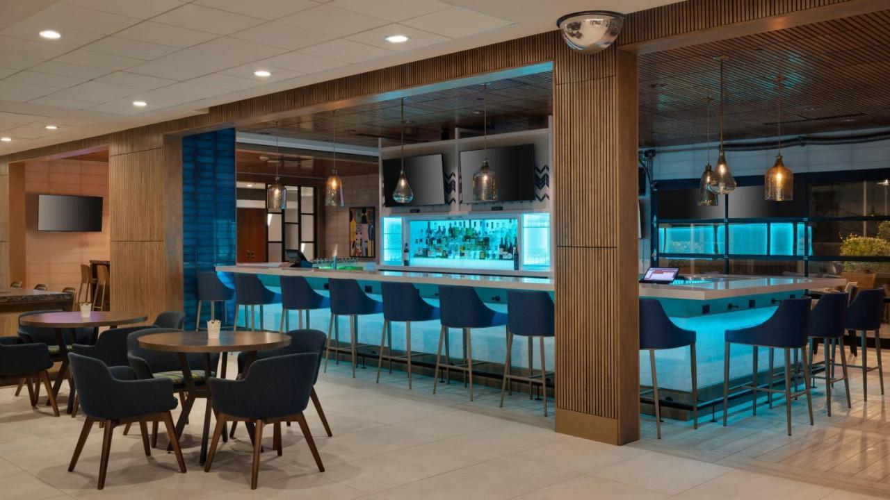 Holiday Inn San Jose-Silicon Valley By Ihg Exteriör bild